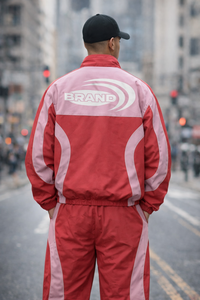 Survêtement en coton unisexe grande taille 2025 |   Veste rouge coupe-vent avec col montant orné de strass et motif rayé 3D |   Streetwear OEM - Product Image 3