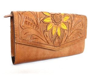 Hand Crafted Leather Hand <b>Bag</b> for Women Floral Embroidered Leather <b>Clutch</b> in Whole sale Price - Product Image 1