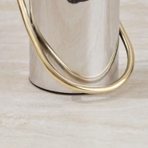 Brûleur d'encens en métal argenté avec anneau doré, couvercle ajouré à motif chevron, diffuse la fumée magnifiquement pour une décoration moderne - Product Image 3