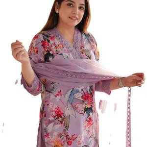 Nouveaux ensembles Gharara Kurtis imprimés modernes pour femmes indiennes, parfaits pour les fêtes, les tenues décontractées et les mariages - Product Image 5