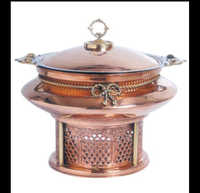 Ensemble de réchauds de luxe en acier inoxydable plaqué or avec support suspendu à arche haute et couvercle cannelé, pour service de banquet et buffet, fait main