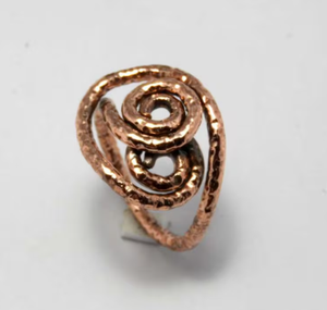 Bague en cuivre pur massif, texture martelée vintage, surface en spirale tourbillonnante, bord plat - Product Image 3