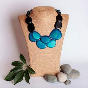 Collier en tungstène fait main de qualité export avec pendentif en perle d'eau douce, disponible au meilleur prix du marché - Product Image 1