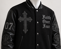 Blouson Bomber Gothique Fin pour Homme en Laine Noire avec Broderie Croix Faith Fear, Col Rond, Vêtement d'Hiver