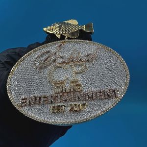 Pendentif cercle personnalisé avec initiale lettre en Moissanite VVS, testée au testeur de diamants, style Hip Hop, en Argent 925, entièrement serti de pierres, avec attache Fish Bail - Product Image 1