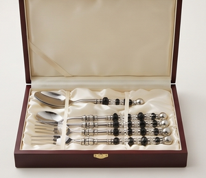 Glam Flatware Set With Black <b>Beaded</b> Handles <b>Mirror</b> Polish Stainless Steel Dishwasher Safe Wedding Tableware - Product Image 6