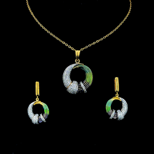 Ensemble de bijoux de luxe en émail cristal, motif orbite, en argent sterling 925 plaqué or, avec pendentif mouvement circulaire et boucles d'oreilles, pour la vente en gros et au détail - Product Image 3