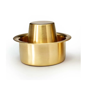 Gadget de cuisine écologique le plus vendu : Tasse à mesurer en laiton pour sucre en poudre, haute qualité, design et taille personnalisables. - Product Image 1