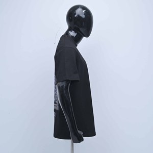เสื้อยืดผู้ชายผ้าฝ้ายถัก 100% ทรงโอเวอร์ไซส์ สไตล์ลำลอง สีพื้น รับสกรีนโลโก้ตามสั่ง แห้งเร็ว ระบายอากาศดี ขายส่งแบบ OEM - Product Image 4