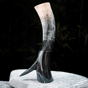 Authentique Corne à boire viking écologique faite à la main en corne de buffle naturelle sculptée style animal forme naturelle Inde Vente en gros - Product Image 3
