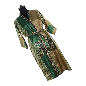 KL003 Hermoso Kimono Vintage de Seda y Poliéster, Bata Larga con Doble Bolsillo, Camisón para Mujer, Invierno, Mangas Largas, Secado Rápido - Product Image 1