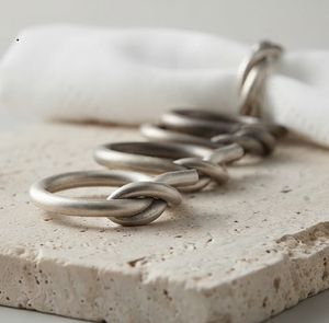 Unique Style Silver Plated Metal Napkin Ring Table Decor Elegant Metal <b>Accessories</b> Wedding Banquet <b>Birthday</b> Party Napkin Ring - Product Image 4