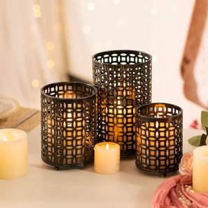 Porte-bougie en métal avec motif gravé, support de bougie artisanal durable pour la décoration de la maison, lot de 3 - Product Image 1