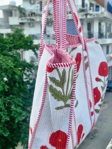 Silk Handcrafted Solid Color Quilted <b>Vintage</b> <b>Tote</b> <b>Bags</b> FABRICATEFIZZ Lightweight Travel & Shopping Use - Product Image 6