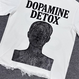 เสื้อยืดพิมพ์ลายวินเทจคุณภาพสูงทรงโอเวอร์ไซส์สำหรับผู้ชาย น้ำหนัก 300 กรัม ผ้าฝ้าย 100% สวมใส่สบาย แขนสั้น สไตล์ฮิปฮอป สีพื้น - Product Image 6