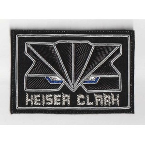 Badge brodé sur mesure en or, à coudre sur tissu, fait main, avec fil doré, emblème de blazer en Mylar, crête, badges à sequins - Product Image 1