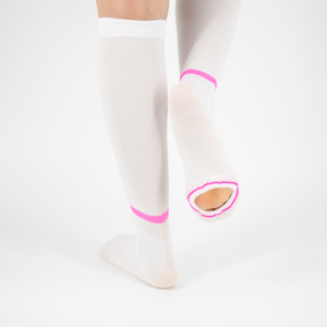 Chaussettes de compression pour femmes Haody, longueur genou, classe 1, respirantes, antibactériennes, absorbant la transpiration, polyester/coton, sportives et décontractées - Product Image 1