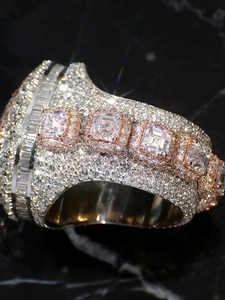 Anillo de compromiso y fiesta con piedras de corte Asscher en forma de pera, chapado en oro sobre plata de ley 925, estilo hip-hop de lujo. - Product Image 4
