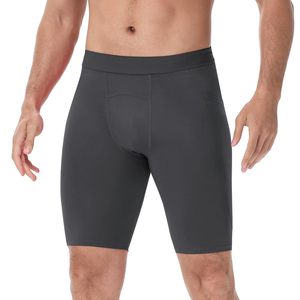 Shorts de compression pour hommes pour l'entraînement en salle de sport, le CrossFit et la remise en forme quotidienne, avec design anti-frottement - Product Image 2
