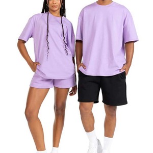 Conjunto de ropa deportiva de dos piezas, conjunto de entrenamiento, camiseta de manga corta y pantalones cortos, ropa de fitness cómoda, transpirable y elástica para hacer ejercicio - Product Image 2