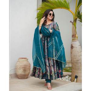 ชุดออกแบบด้านล่างและ dupatta สำหรับงานปาร์ตี้สวมใส่ขนาด XS - Product Image 4