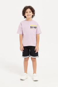 เสื้อยืดเด็กผู้ชายแฟชั่นฤดูร้อนปี 2026 เสื้อยืดแขนสั้นลำลองลายโลโก้ตัวอักษรเก๋ไก๋สำหรับเด็ก - Product Image 2