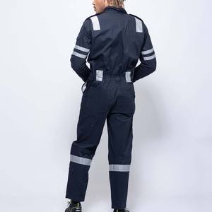 Vêtements de travail d'hiver personnalisés, uniforme du personnel, impression d'un logo, tissu de couleur contrastée, vestes softshell coupe-vent - Product Image 3