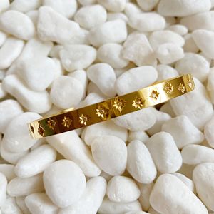 Bracciale Aperto a Forma di Via Lattea, Accessorio Moda - Product Image 2