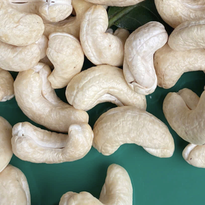 Oferta Especial 2023: Nueces de Anacardo Crudas WW180, WW240, WW320, LP. Compradores de Nueces de Anacardo Listos para Enviar - Product Image 1