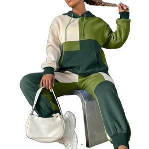 Conjunto de chándal de mujer Sudadera con capucha de chándal de mujer en colores personalizados conjunto traje de jogging de mujer - Product Image 1