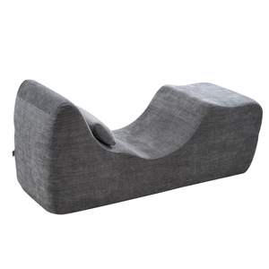 Chaise longue ergonomique moderne grise en mousse sans os, incurvée, pour massage intérieur, relaxation, exercice, utilisée pour le salon - Product Image 1