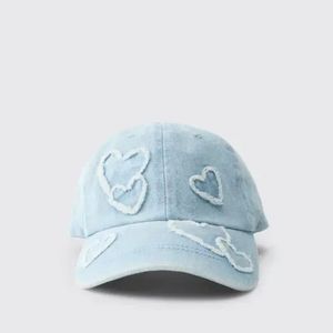 Casquette promotionnelle en gros, casquette trucker 5 panneaux en maille, impression personnalisée, logo brodé, casquette trucker en maille premium unie avec mousse - Product Image 4