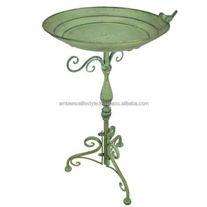 Baño para pájaros de metal de primera calidad para jardín, comedero de agua para exteriores, recipiente duradero de hierro resistente al óxido, pieza decorativa elegante. - Product Image 1