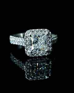 แหวนแต่งงานหรูหรา เครื่องประดับชั้นดี เงินแท้ 925 ชุบทอง แหวนหมั้นสำหรับผู้หญิง - Product Image 2