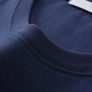 Camiseta Odm de 230 g/m² de peso pesado para hombre, diseño personalizado, 100% algodón, cuello redondo, camiseta con cuello en contraste, impresión personalizada para hombre - Product Image 3