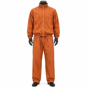 Ensemble de survêtement coupe-vent personnalisé en nylon et polyester, avec pantalon et veste zippés, pour hommes et femmes - Product Image 1