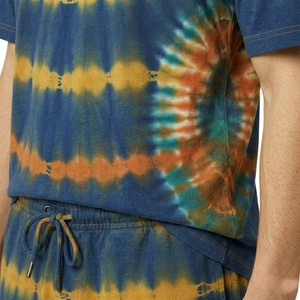 Ensemble short unisexe dégradé tie-dye pour homme – Tenue décontractée de luxe pour l'été – Tissu doux de qualité supérieure – Style urbain – Deux pièces personnalisables - Product Image 4