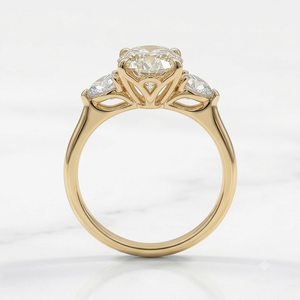 Bague pour femme LILABA ENTERPRISE en or jaune 18 carats avec diamant de laboratoire ovale fantaisie brun et pierres latérales rondes brillantes, certifiée IGI - Product Image 2