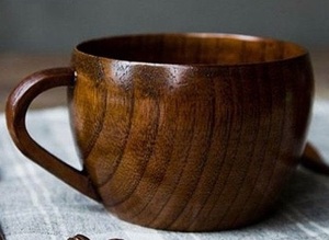 Mug en bois rustique fait main, en bois massif naturel, écologique, pour le thé, le café, la bière, le jus - Product Image 4