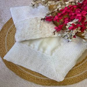 ผ้าไหมรังโกลีสีขาวพรีเมียม VASTRA COTTAGE พร้อมงานปักเลื่อมประณีตและขอบลูกไม้ลายฉลุดีไซน์เนอร์ - Product Image 2