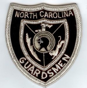 Badge/Écusson Zardozi fait main en fil de métal, motif bouclier des Gardes de Caroline du Nord - Product Image 1