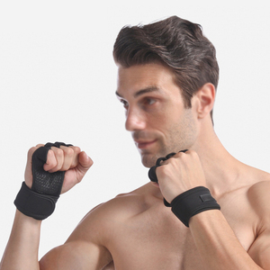 2026 Custom Weightlifting Grip Pads Wrist Support Gym Gloves Anti Slip Fitness Palm Protector - Product Image 4