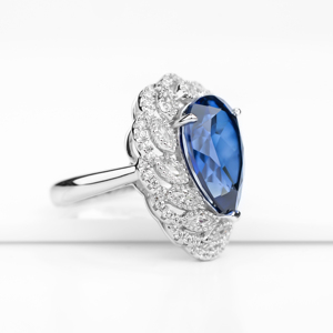 Bague de fiançailles vintage en or 18 carats avec saphir bleu taille poire et double halo de diamants, bijou raffiné, cadeau pour elle - Product Image 3