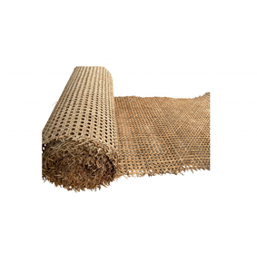 Sangle de rotin de producteur direct: Rouleaux de maille rotan tissés à la main naturels de qualité supérieure au meilleur prix. - Product Image 1