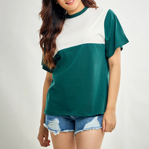 เสื้อยืดโอเวอร์ไซส์ผู้หญิง MOQ ต่ำ ทรงหลวม ผ้าฝ้าย 100% ระบายอากาศดี สไตล์สตรีทแวร์สำหรับฤดูร้อน สีพื้น ย้อมสีเรียบๆ รับสกรีนโลโก้ คุณภาพสูง - Product Image 1
