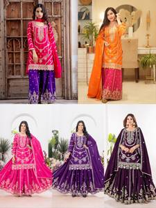 Ensemble de costume en satin de soie brodé orange pour femmes, avec lehenga et dupatta à fleurs roses - Product Image 2