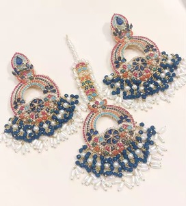 Elegant Afghan <b>Silver</b> Polki Diamond Style Two Layered Choker Necklace <b>Set</b> With Matching Floral Shaped <b>Stud</b> <b>Earring</b> - Product Image 6