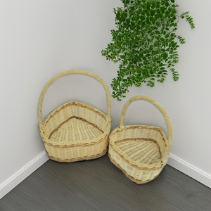 Cesta de Mimbre Blanca en Forma de Corazón con Detalles Marrones - Ecológica y Multiusos - Product Image 1