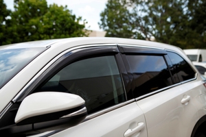 Viseras para Ventanas de Auto HIC, Material PMMA, 100% Compatibles con TOYOTA Highlander (con moldura cromada de 15 mm) 2014~2019 - Product Image 2
