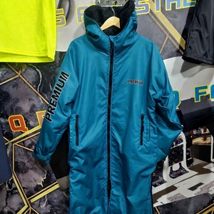 Waterproof <b>Surf</b> Changing Robe Sherpa Fleece Lined Outdoor Sports Coat Custom OEM Service - Product Image 1